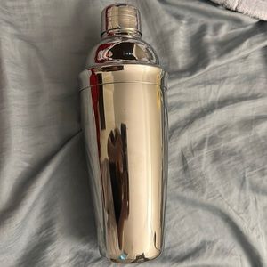 New 🆕Stainless Steel Cocktail Shaker Bar Host